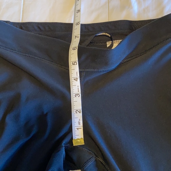 Nike Dri-Fit Running Women’s Capris - Size S - Picture 12 of 14